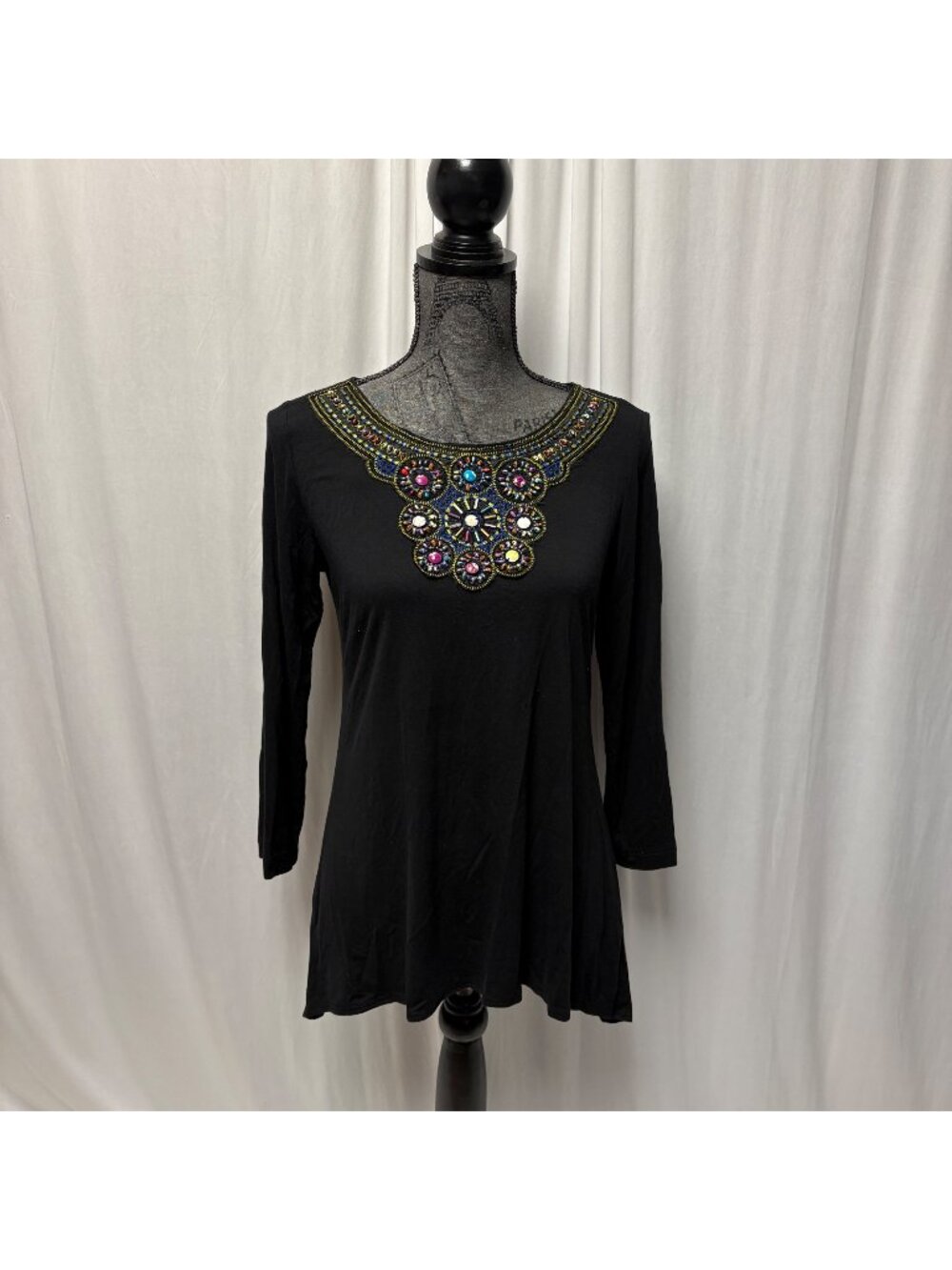 Max & Rina Black Top Womens Size Small Beaded Stitched Neckline Comfy Stretchy